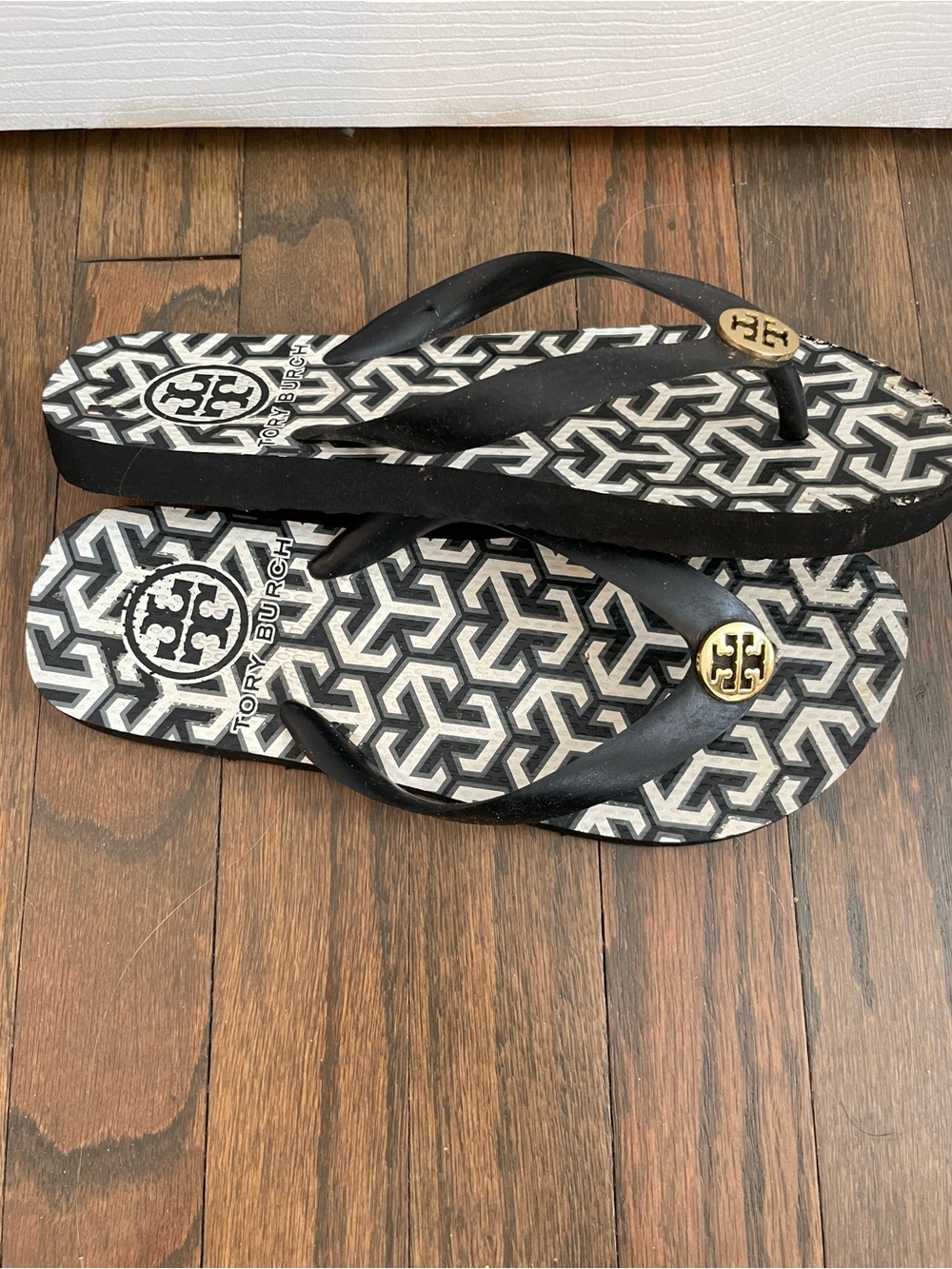 Tory Burch Black and White Logo Pattern Flip Sandals, women’s size 5